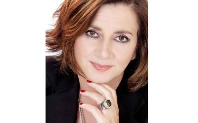 Mandi Ciriza, directora de Canal Decasa, celebra nuestro 10º aniversario
