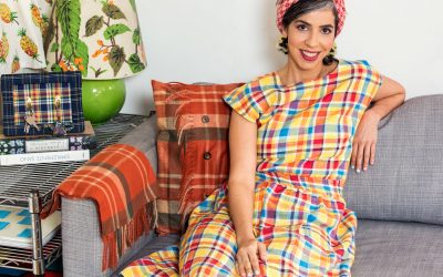 Customiza tu casa Cap 42: Cómo convertir una bufanda en una funda para cojín
