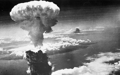 La bomba atómica de Nagasaki acaba con la vida de miles de personas