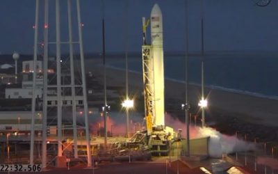 El cohete Antares de la NASA explota durante su lanzamiento